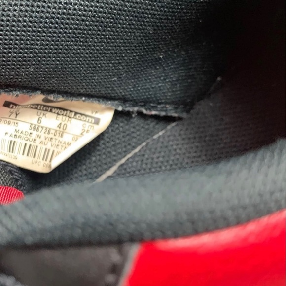 Nike Air Force 1 size 7Y
Bred - Picture 6 of 6